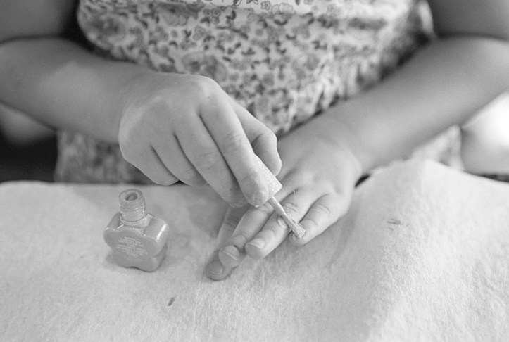 lilypaintingfingernails copy