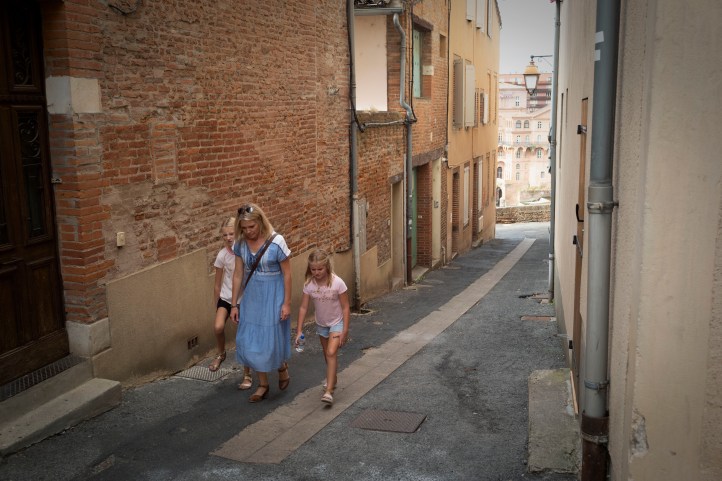 Sam Kimi Grace walking in Albi after the girls are losing it August 2018